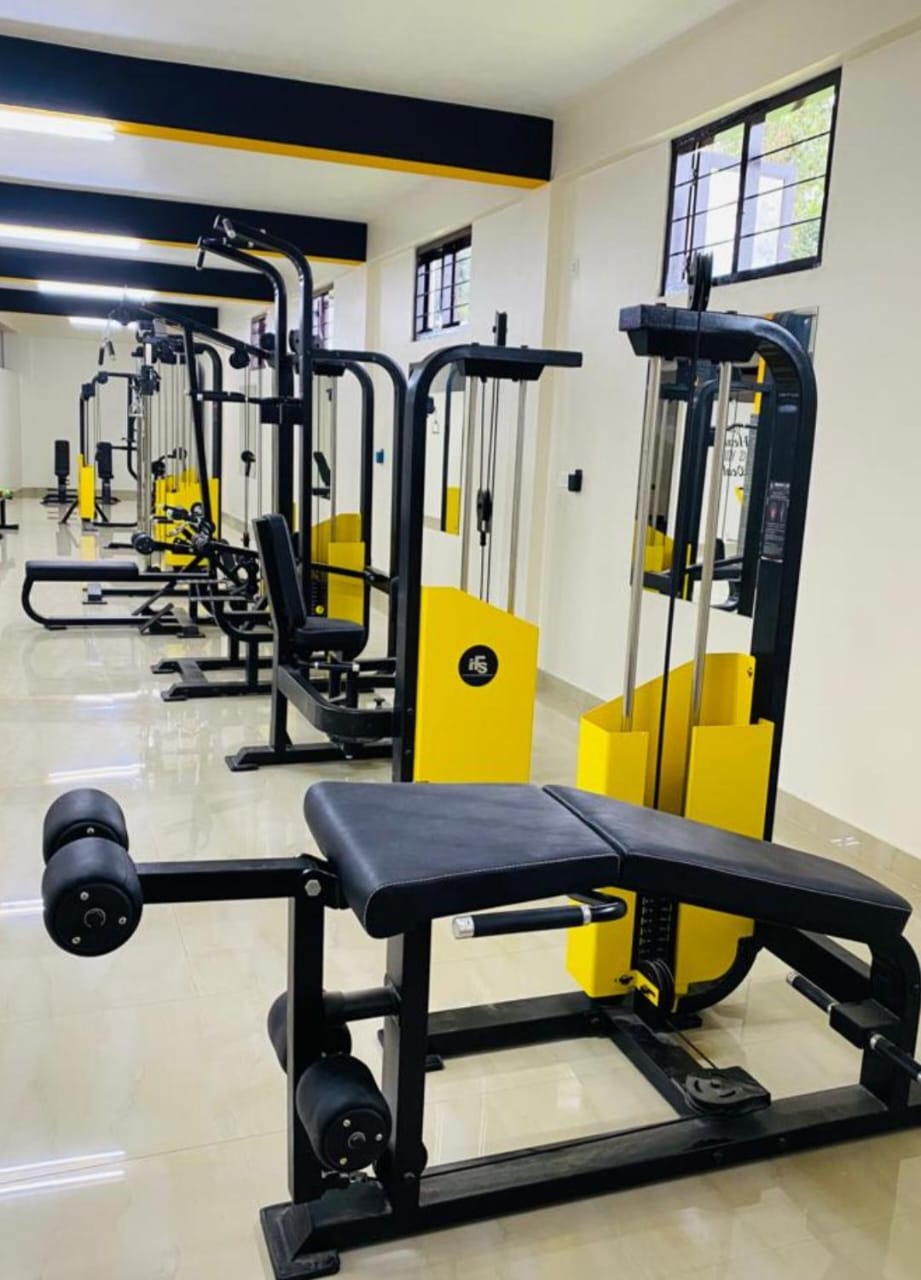 ELLA' S BEAUTY LOUNGE AND FITNESS CENTRE ADOOR